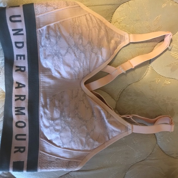 Under Armour Sports Bra - Picture 1 of 4